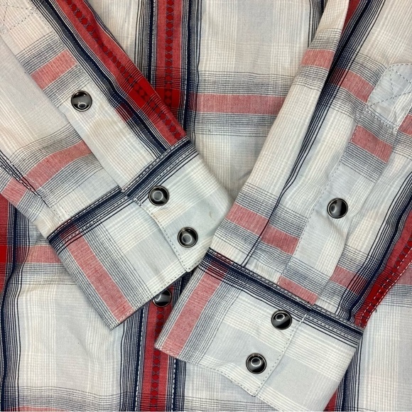 Cody James Men’s Pearl Snap Western Shirt Small Red Plaid Cowboy Holiday Rodeo - Picture 4 of 13